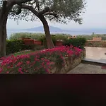 B&B A B&b,relaxing Location With Seaview