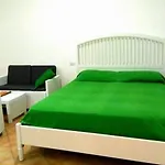 A B&b,relaxing Location With Seaview * ソレント